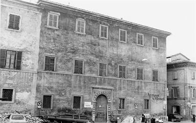 Palazzo Antici Mattei